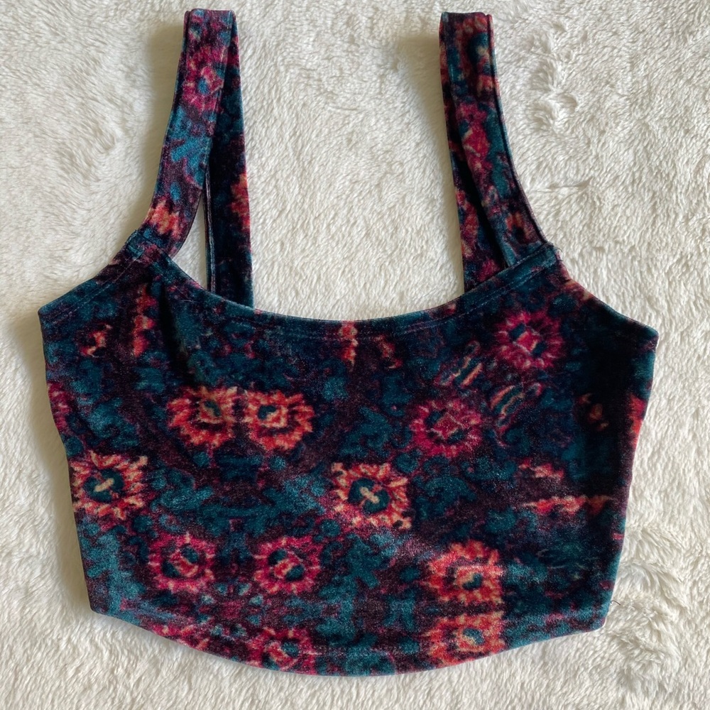 Urban outfitters crop top